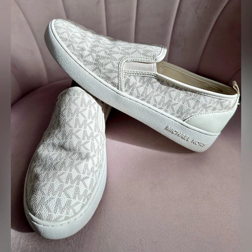 Michael Kors White/Gray MK Logo Slip-On Sneakers - Picture 1 of 4
